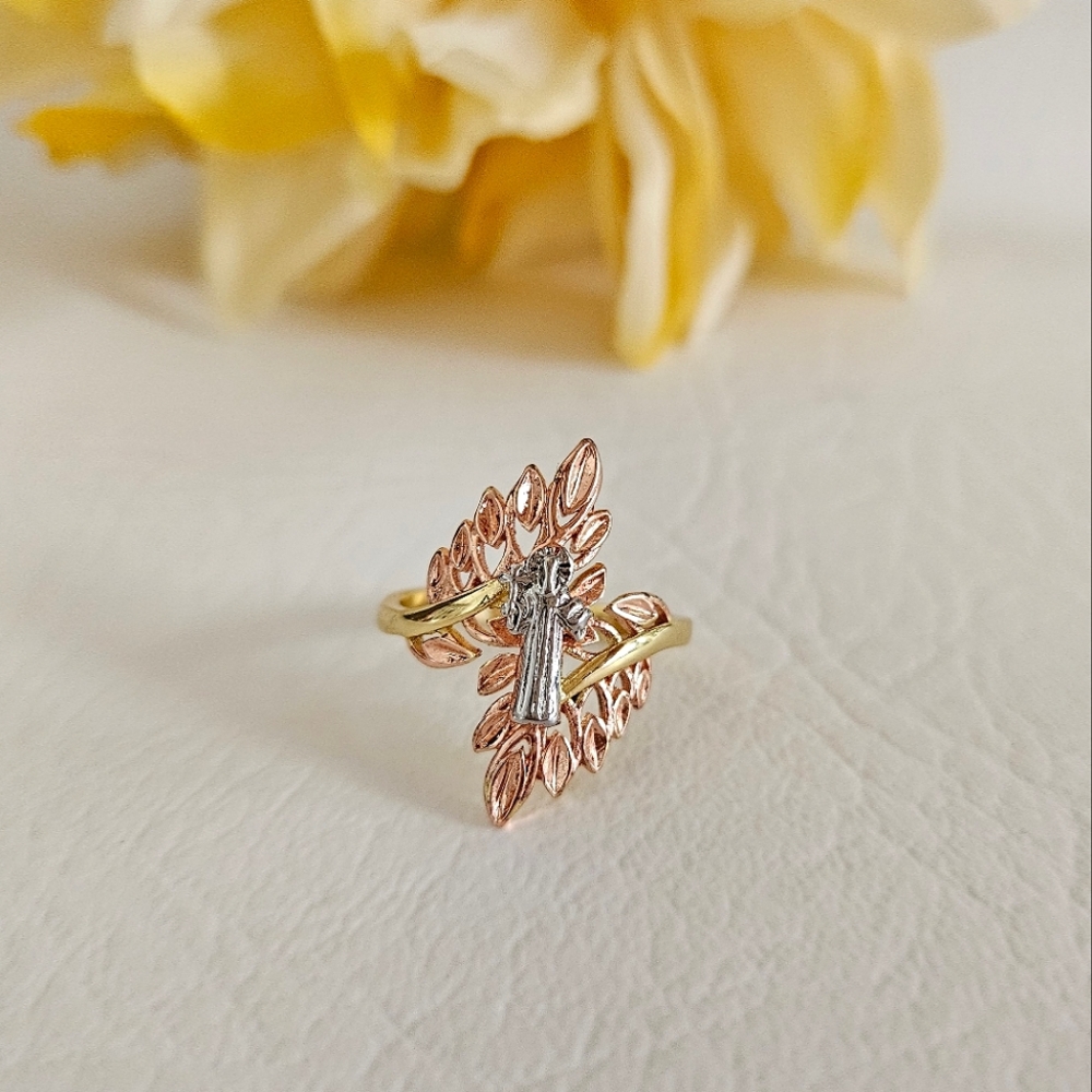 St Benedict Tri Color Leaf Gold Plated Ring
